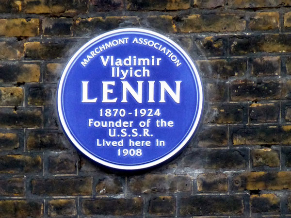 A plaque on 36 Tavistock Place London dedicated to Lenin.