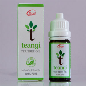 Tea tree oil 10 ml bottle and package.
